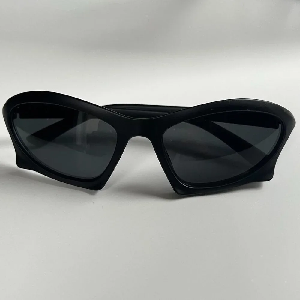 y2k 2000s vintage style black utility surfer sunglasses